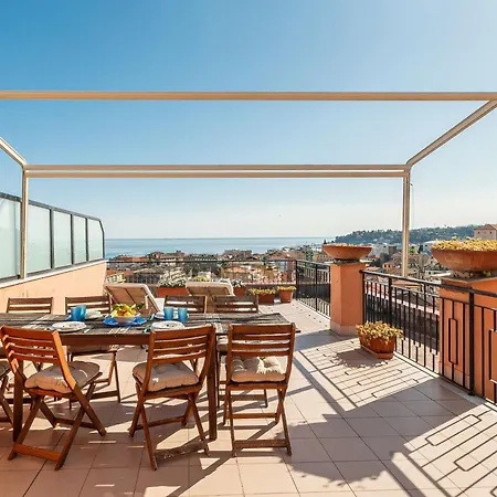 Apartamento La Cedrina A Stunning Seaview